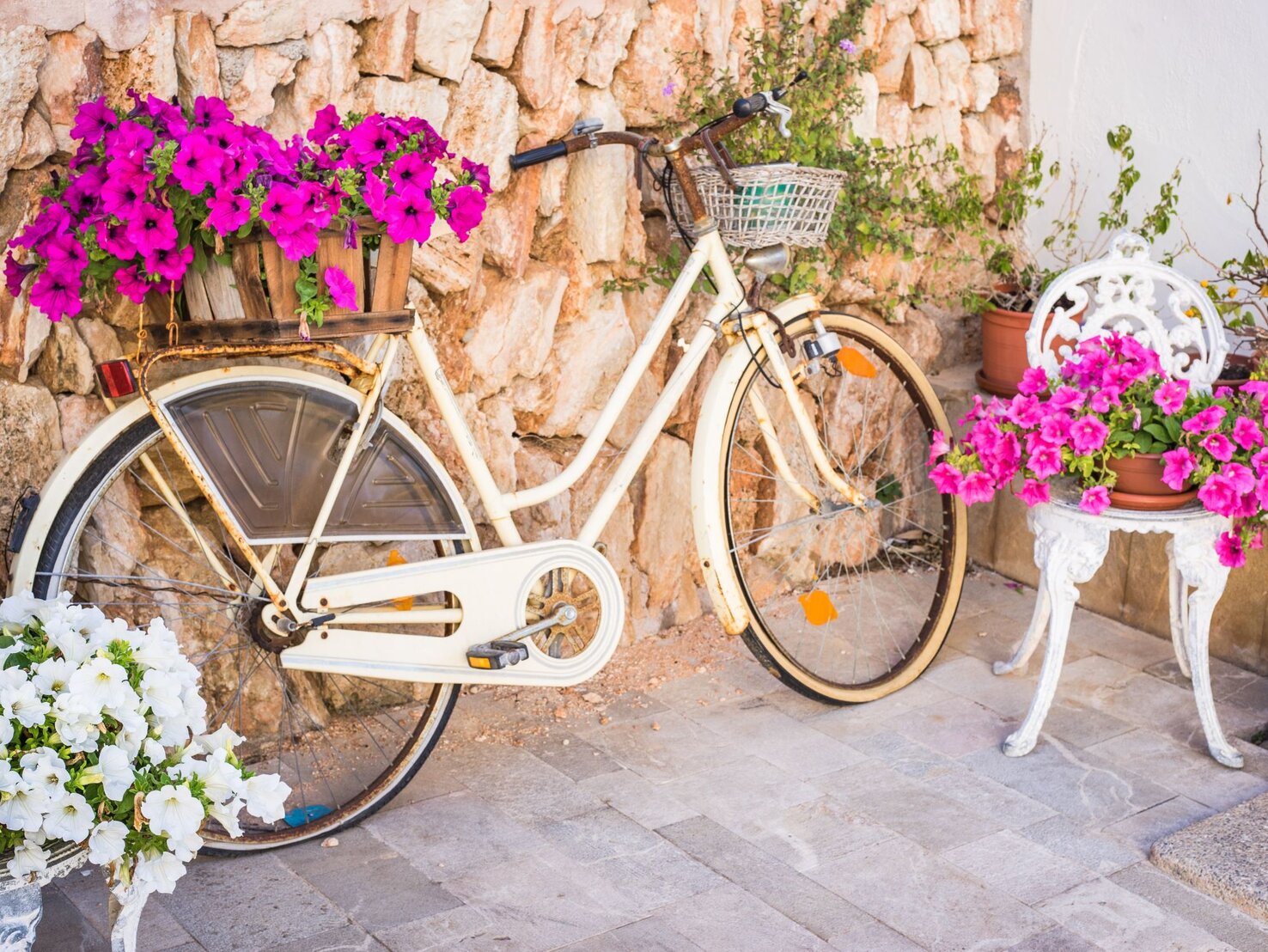Basteln mit FahrradTeilen Wunderschöne DIYDeko für Haus und Garten